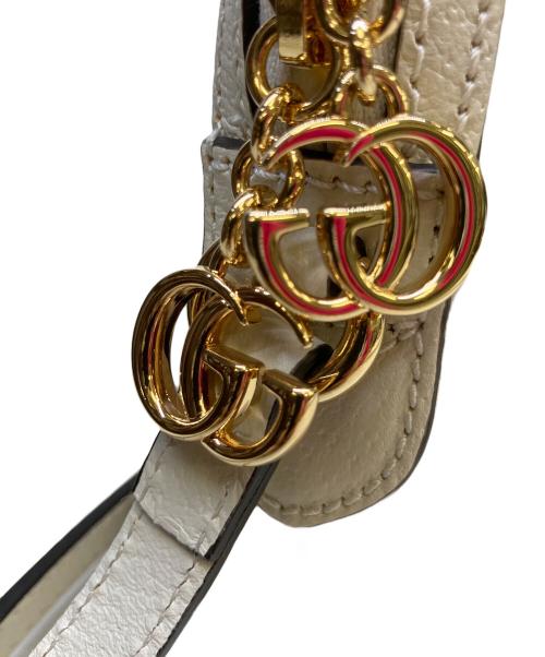 GUCCI（グッチ）GUCCI (グッチ) ショルダーバッグ アイボリーの古着・服飾アイテム