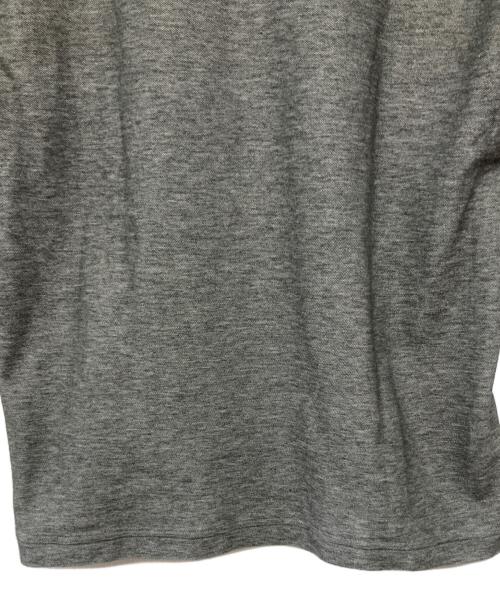 FRED PERRY（フレッドペリー）FRED PERRY (フレッドペリー) ポロシャツ グレー サイズ:Sの古着・服飾アイテム