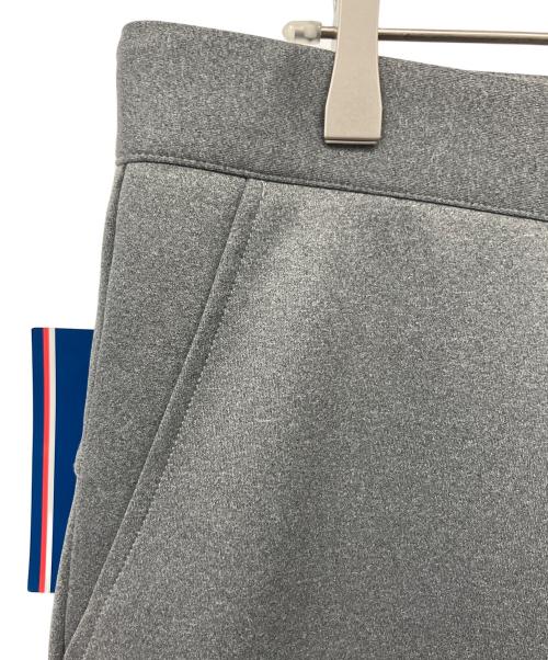 Paris Saint-Germain（パリサンジェルマン）PARIS SAINT-GERMAIN (パリサンジェルマン) トレーニングパンツ ライトグレー サイズ:XXL 未使用品の古着・服飾アイテム