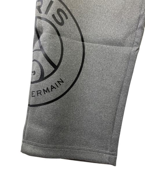 Paris Saint-Germain（パリサンジェルマン）PARIS SAINT-GERMAIN (パリサンジェルマン) トレーニングパンツ ライトグレー サイズ:XXL 未使用品の古着・服飾アイテム