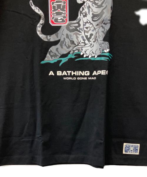 A BATHING APE（アベイシングエイプ）A BATHING APE (アベイシングエイプ) 寅壱 (トライチ) Tシャツ ブラック サイズ:Lの古着・服飾アイテム