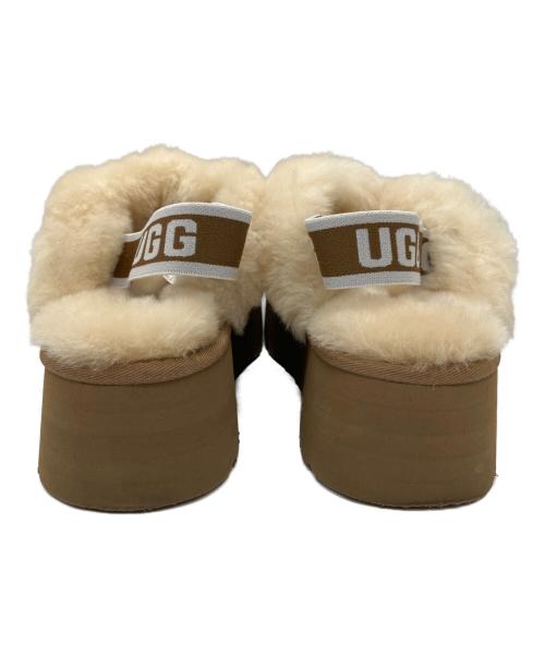 UGG（アグ）UGG (アグ) サンダル ブラウン サイズ:23の古着・服飾アイテム