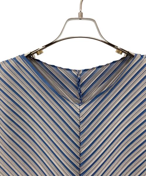 PLEATS PLEASE（プリーツプリーズ）PLEATS PLEASE (プリーツプリーズ) ノースリーブブラウス グレー×ブルー サイズ:3の古着・服飾アイテム
