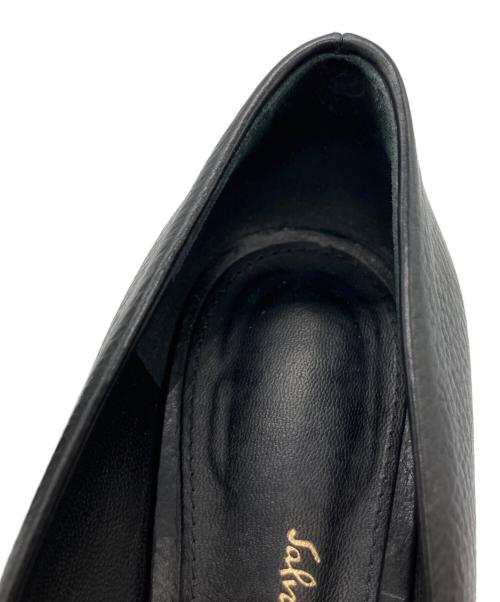 Salvatore Ferragamo（サルヴァトーレ フェラガモ）Salvatore Ferragamo (サルヴァトーレ フェラガモ) パンプス ブラック サイズ:24.5cmの古着・服飾アイテム