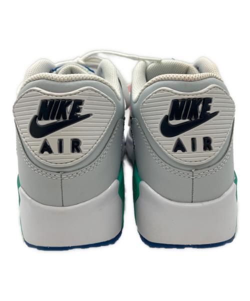 NIKE（ナイキ）NIKE (ナイキ) スニーカー ホワイト サイズ:25の古着・服飾アイテム