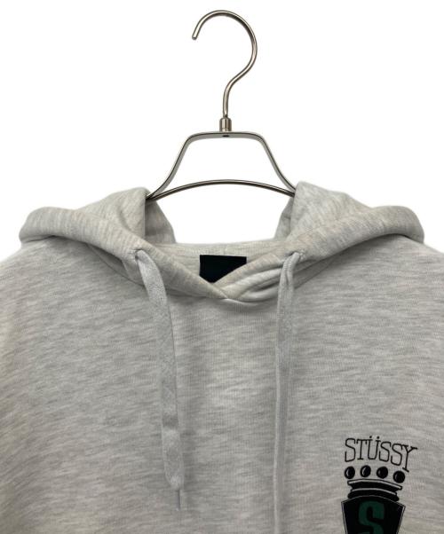 stussy（ステューシー）stussy (ステューシー) プルオーバーパーカー ホワイト サイズ:Mの古着・服飾アイテム