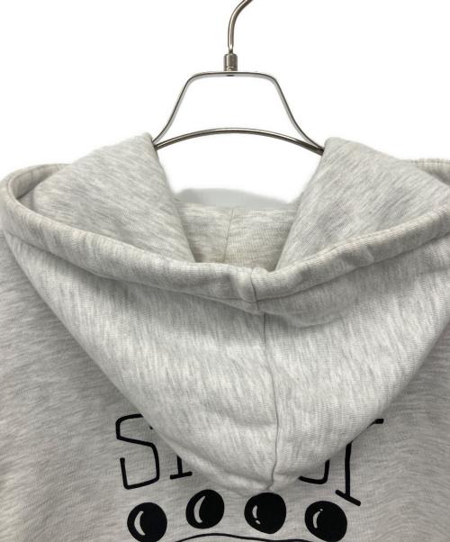 stussy（ステューシー）stussy (ステューシー) プルオーバーパーカー ホワイト サイズ:Mの古着・服飾アイテム