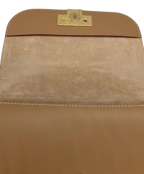 IACUCCI（イアクッチ）IACUCCI (イアクッチ) ショルダーバッグ ベージュの古着・服飾アイテム