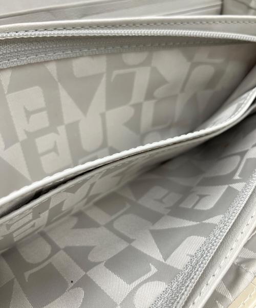 FURLA（フルラ）FURLA (フルラ) 長財布 ホワイトの古着・服飾アイテム
