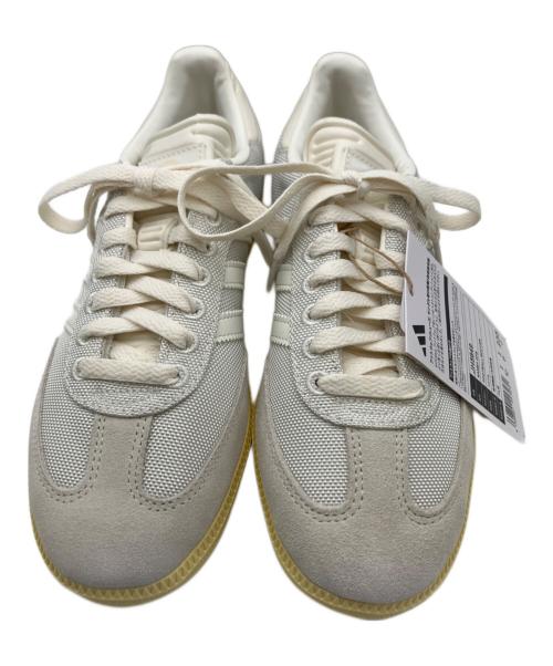 adidas（アディダス）adidas (アディダス) スニーカー ベージュ サイズ:23.5の古着・服飾アイテム