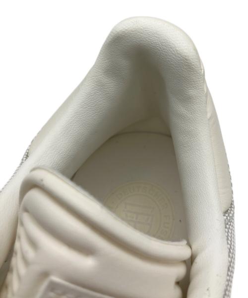 adidas（アディダス）adidas (アディダス) スニーカー ベージュ サイズ:23.5の古着・服飾アイテム