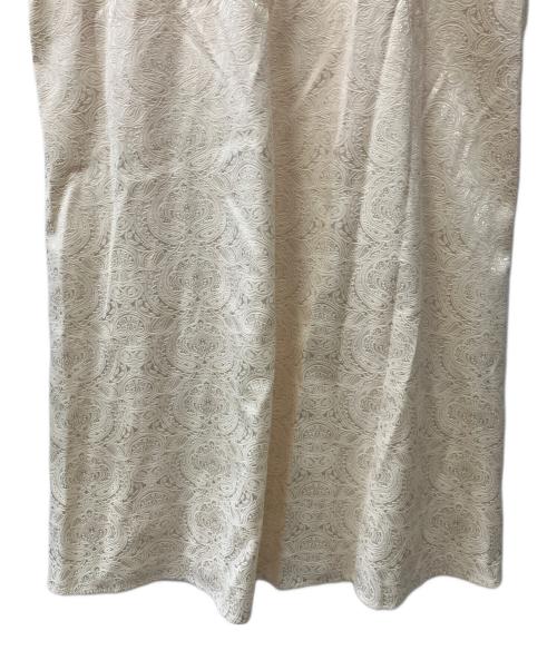 ANDREA&Co.（アンドラー＆コー）ANDREA&Co. (アンドラー＆コー) ノースリーブ・キャミソールワンピース ベージュ サイズ:Mの古着・服飾アイテム