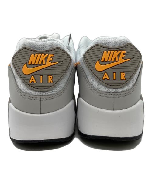 NIKE（ナイキ）NIKE (ナイキ) スニーカー ホワイト サイズ:28.5の古着・服飾アイテム
