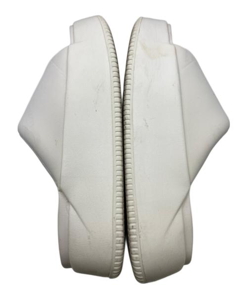 NIKE（ナイキ）NIKE (ナイキ) サンダル ホワイト サイズ:24の古着・服飾アイテム