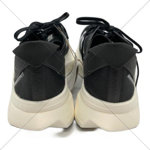 adidas（アディダス）adidas (アディダス) ランニングシューズ ブラック サイズ:24 未使用品の古着・服飾アイテム
