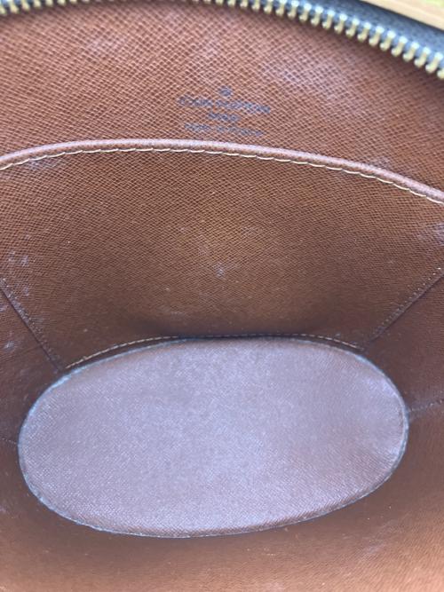 LOUIS VUITTON（ルイ ヴィトン）LOUIS VUITTON (ルイ ヴィトン) ショルダーポーチの古着・服飾アイテム