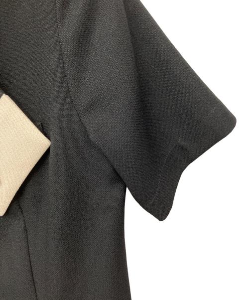 MARY QUANT（マリークヮント）MARY QUANT (マリークヮント) U-FACTORY 半袖ワンピース ブラック×ベージュ サイズ:7の古着・服飾アイテム