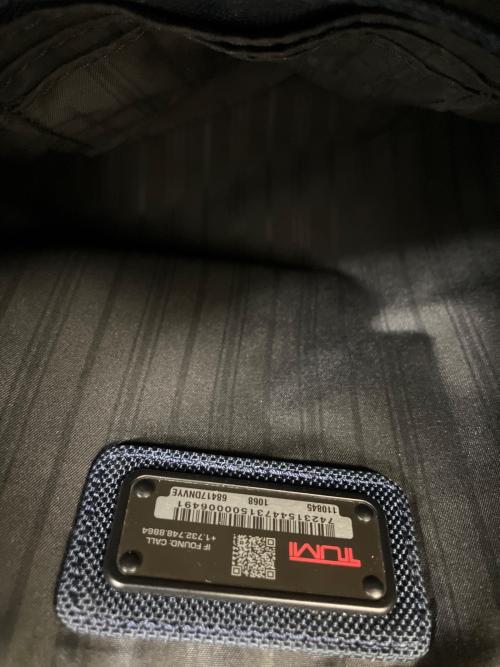 TUMI（トゥミ）TUMI (トゥミ) リュック ネイビーの古着・服飾アイテム