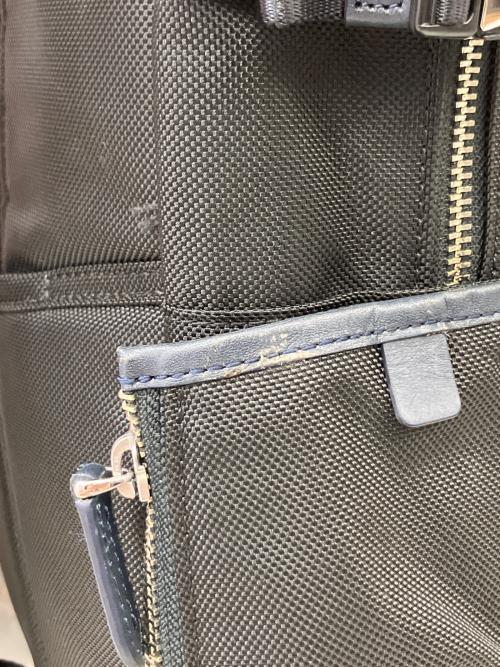 TUMI（トゥミ）TUMI (トゥミ) リュック ネイビーの古着・服飾アイテム