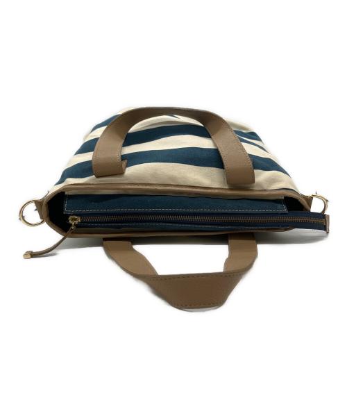 BURBERRY BLUE LABEL（バーバリー ブルー レーベル）BURBERRY BLUE LABEL (バーバリー ブルー レーベル) 2WAYバッグ ネイビー×ホワイトの古着・服飾アイテム