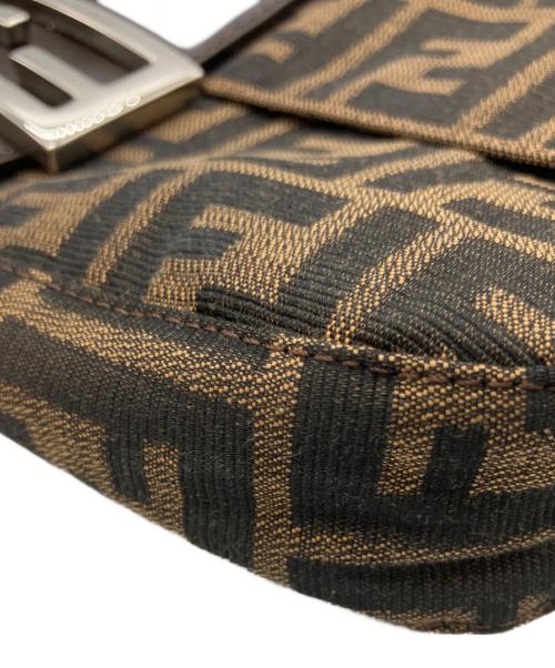 FENDI（フェンディ）FENDI (フェンディ) ショルダーバッグ ブラウンの古着・服飾アイテム