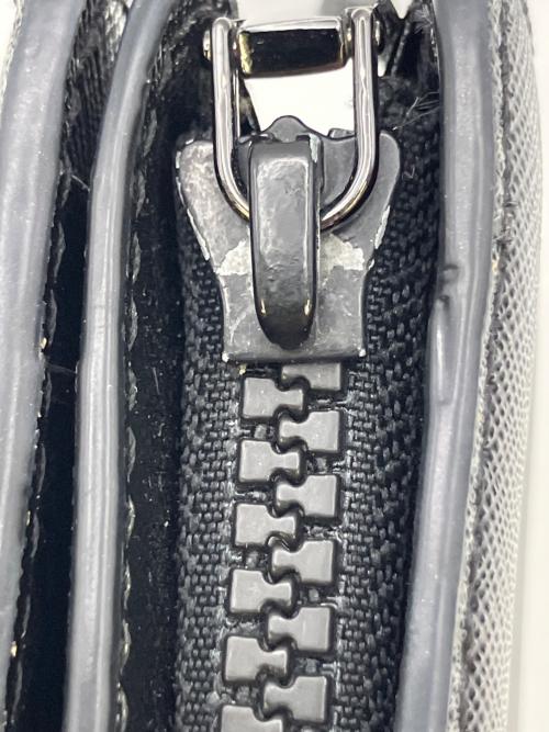MARC JACOBS（マークジェイコブス）MARC JACOBS (マークジェイコブス) 2つ折り財布 ブラックの古着・服飾アイテム