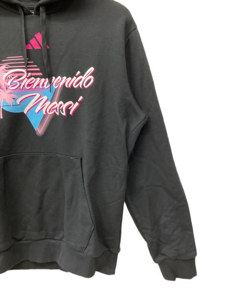adidas（アディダス）adidas (アディダス) プルオーバーパーカー ブラック サイズ:XL 未使用品の古着・服飾アイテム