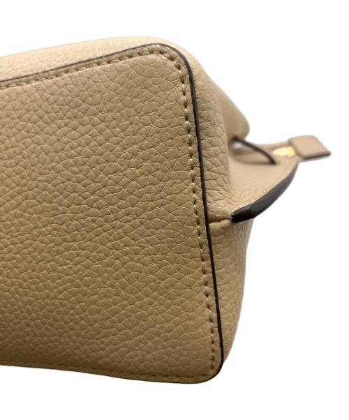 MICHAEL KORS（マイケルコース）MICHAEL KORS (マイケルコース) ハンドバッグ ベージュの古着・服飾アイテム