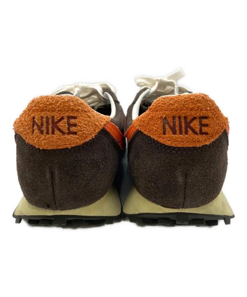 NIKE（ナイキ）NIKE (ナイキ) ローカットスニーカー ブラウン サイズ:24の古着・服飾アイテム