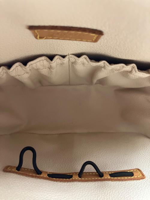 LOUIS VUITTON（ルイ ヴィトン）LOUIS VUITTON (ルイ ヴィトン) ハンドバッグ ブラウンの古着・服飾アイテム