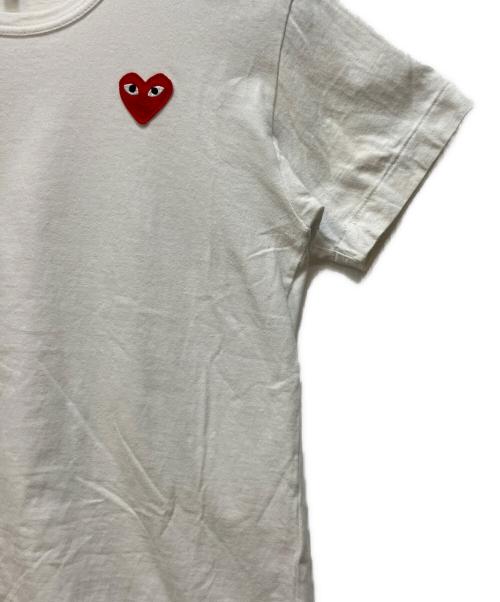 PLAY COMME des GARCONS（プレイコムデギャルソン）PLAY COMME des GARCONS (プレイコムデギャルソン) 半袖カットソー ホワイト サイズ:XSの古着・服飾アイテム