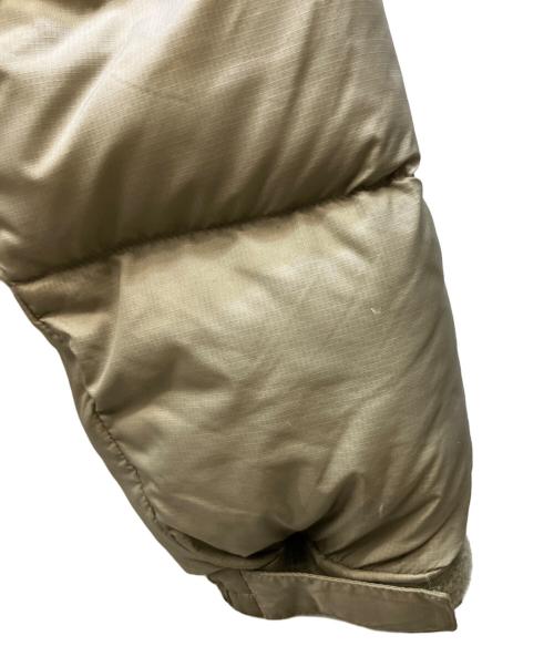THE NORTH FACE（ザ ノース フェイス）THE NORTH FACE (ザ ノース フェイス) ダウンジャケット グレー×カーキ サイズ:Mの古着・服飾アイテム