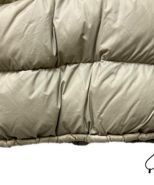 THE NORTH FACE（ザ ノース フェイス）THE NORTH FACE (ザ ノース フェイス) ダウンジャケット グレー×カーキ サイズ:Mの古着・服飾アイテム
