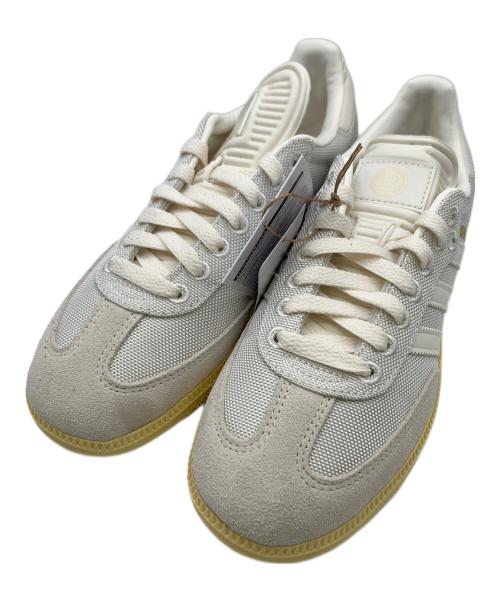 adidas（アディダス）adidas (アディダス) ローカットスニーカー ベージュ サイズ:23.5 未使用品の古着・服飾アイテム