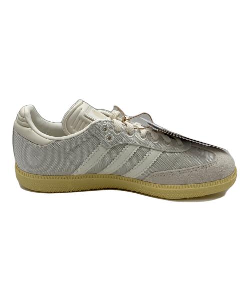 adidas（アディダス）adidas (アディダス) ローカットスニーカー ベージュ サイズ:23.5 未使用品の古着・服飾アイテム