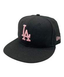 New Era（ニューエラ）の古着「キャップ」｜ピンク×ブラック