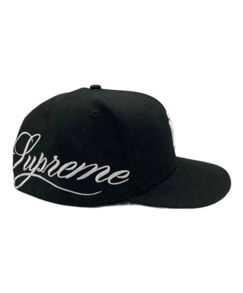New Era（ニューエラ）New Era (ニューエラ) Supreme (シュプリーム) キャップ ブラックの古着・服飾アイテム