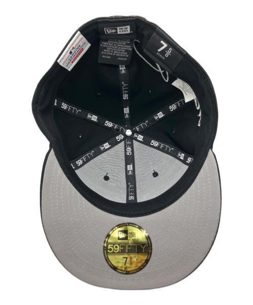 New Era（ニューエラ）New Era (ニューエラ) Supreme (シュプリーム) キャップ ブラックの古着・服飾アイテム