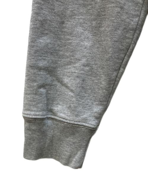 PALACE（パレス）PALACE (パレス) スウェット グレー サイズ:Mの古着・服飾アイテム