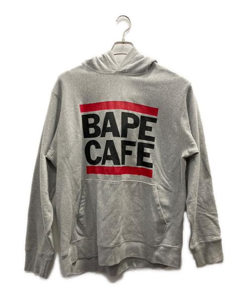 A BATHING APE（アベイシングエイプ）A BATHING APE (ア ベイシング エイプ) BAPE CAFEパーカー グレー サイズ:Мの古着・服飾アイテム
