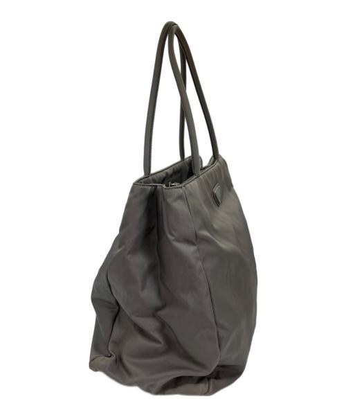 PRADA（プラダ）PRADA (プラダ) B3864 グレーの古着・服飾アイテム