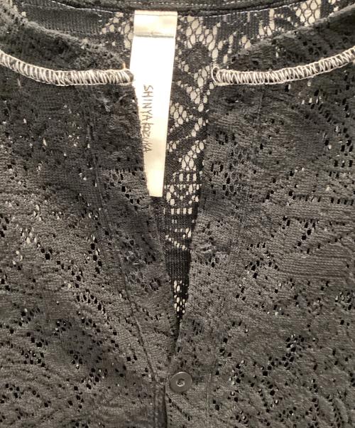 SHINYA KOZUKA（シンヤコズカ）SHINYA KOZUKA (シンヤコズカ) MASSIVE HENRYプルオーバーシャツ ブラック サイズ:不明の古着・服飾アイテム