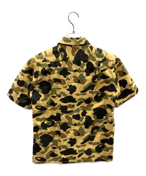 BATHING APE（ベイシング・エイプ）BATHING APE (ベイシング・エイプ) 半袖シャツ イエロー サイズ:ＸＳの古着・服飾アイテム