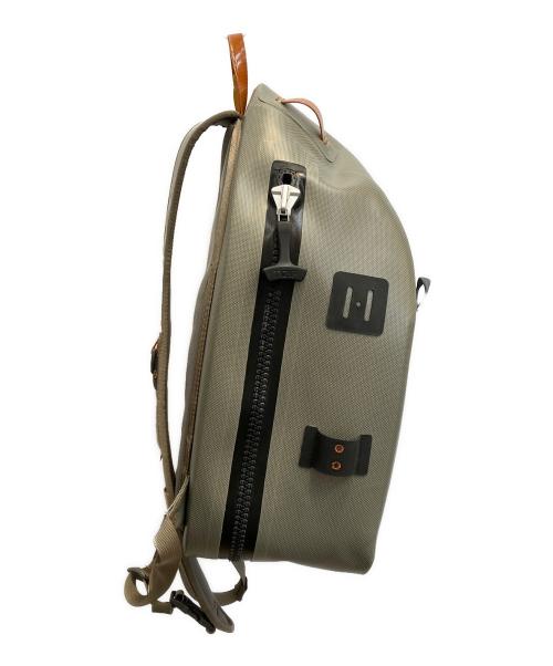 fishpond（フィッシュポンド）fishpond (フィッシュポンド) リュック オリーブの古着・服飾アイテム