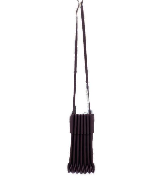 me ISSEY MIYAKE（ミーイッセイ ミヤケ）me ISSEY MIYAKE (ミーイッセイ ミヤケ) プリーツショルダーバッグ パープルの古着・服飾アイテム