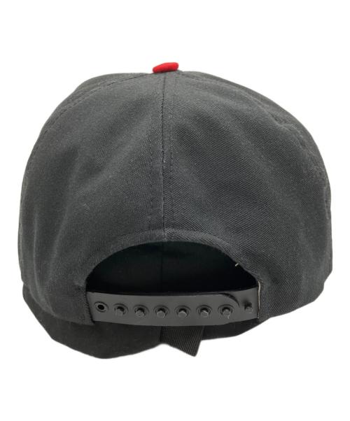 CHAMPION SPARK PLUG（チャンピオンスパークプラグ）CHAMPION SPARK PLUG (チャンピオンスパークプラグ) トラッカーキャップ ブラック×レッドの古着・服飾アイテム