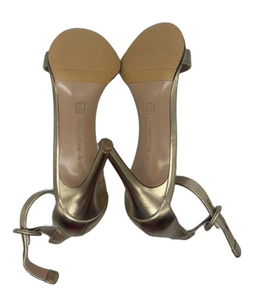 Gianvito Rossi（ジャンヴィト ロッシ）Gianvito Rossi (ジャンヴィト ロッシ) PORTOFINO105 ゴールド サイズ:23.5cmの古着・服飾アイテム