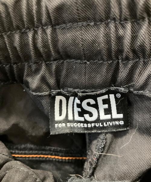 DIESEL（ディーゼル）DIESEL (ディーゼル) P-MIRTA-NLカーゴパンツ ブラック サイズ:Ｓの古着・服飾アイテム