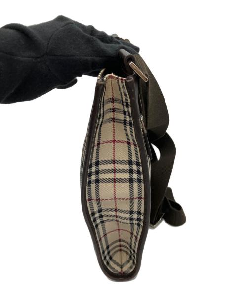 BURBERRY（バーバリー）BURBERRY (バーバリー) スクエアショルダーバッグ ベージュの古着・服飾アイテム
