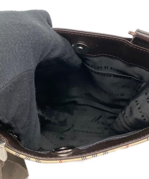 BURBERRY（バーバリー）BURBERRY (バーバリー) スクエアショルダーバッグ ベージュの古着・服飾アイテム